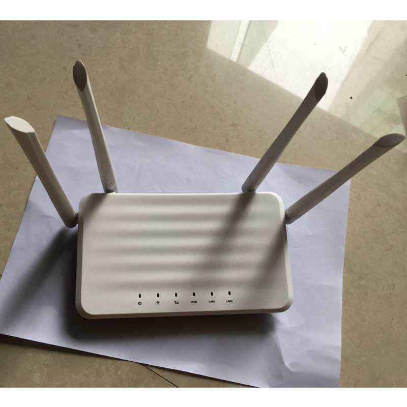 High-speed three Netcom 4G router Wireless home broadband 4 antenna portable WiFi telecom card ready to use